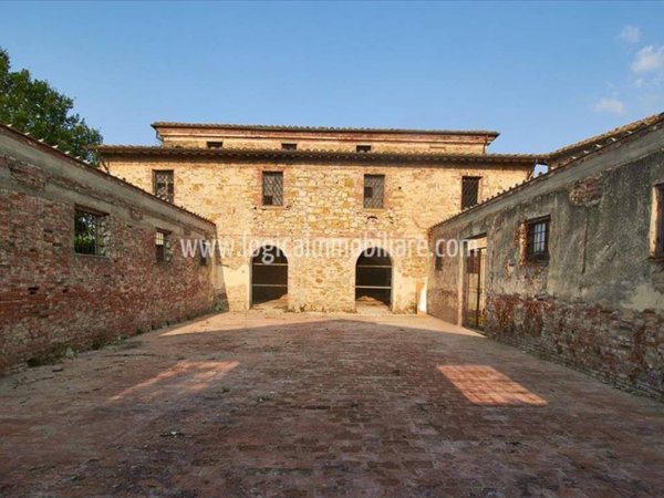 casa indipendente in vendita a Castiglione del Lago