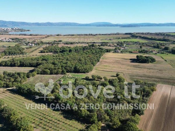 casa indipendente in vendita a Castiglione del Lago