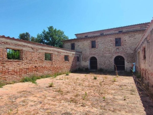 casa indipendente in vendita a Castiglione del Lago