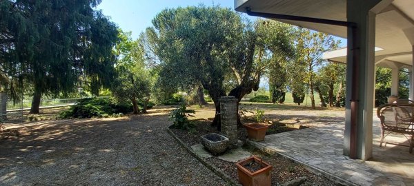 casa indipendente in vendita a Castiglione del Lago