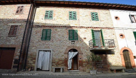 casa indipendente in vendita a Castiglione del Lago