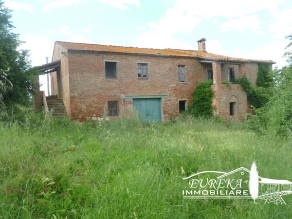 casa indipendente in vendita a Castiglione del Lago