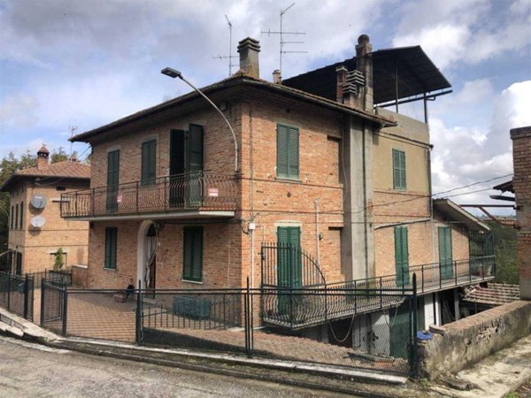 appartamento in vendita a Castiglione del Lago in zona Porto