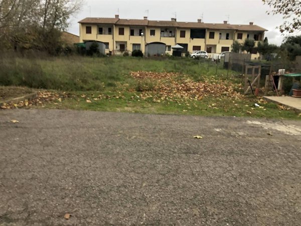 terreno edificabile in vendita a Castiglione del Lago