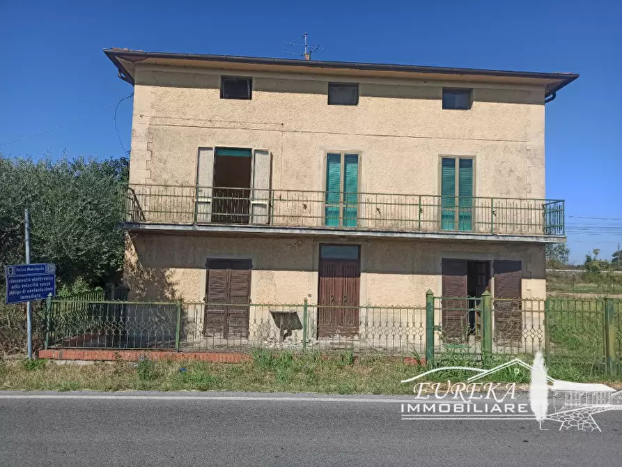 casa indipendente in vendita a Castiglione del Lago