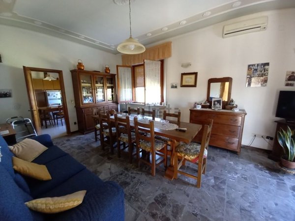 appartamento in vendita a Castiglione del Lago in zona Macchie