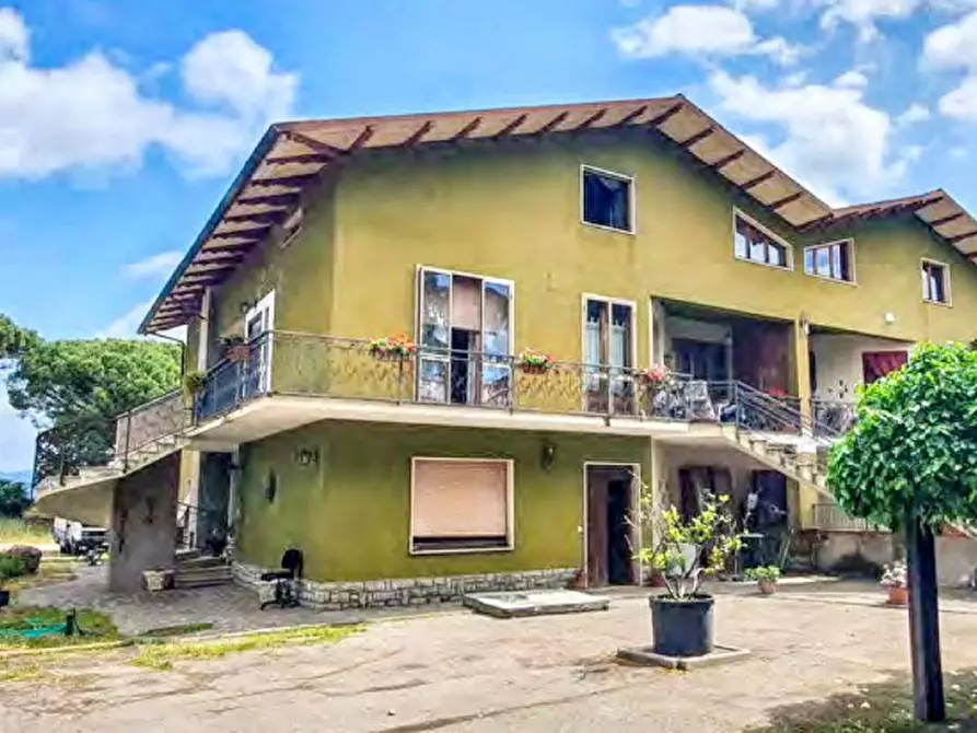 casa indipendente in vendita a Castiglione del Lago
