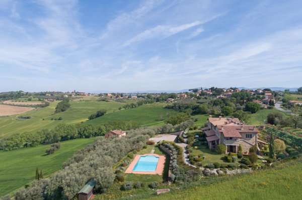 casa indipendente in vendita a Castiglione del Lago