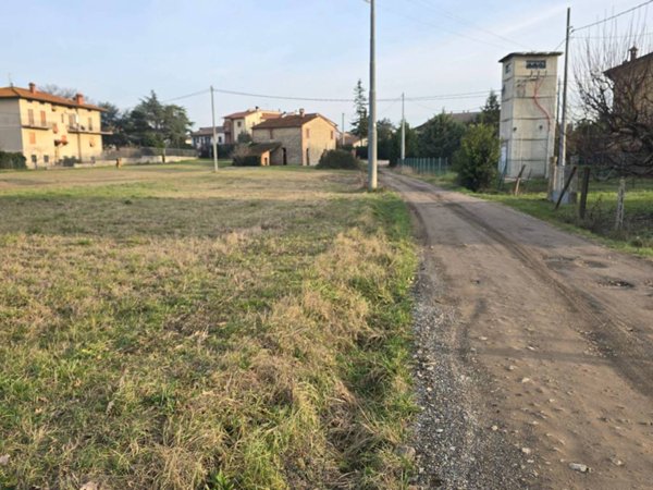 casa indipendente in vendita a Castiglione del Lago in zona Panicarola