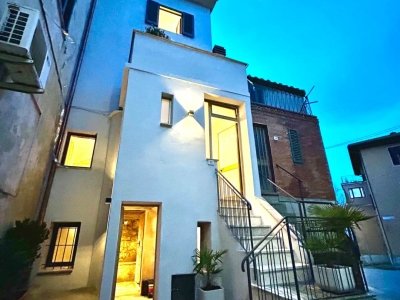 casa semindipendente in vendita a Castiglione del Lago