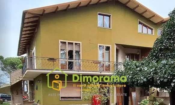 casa indipendente in vendita a Castiglione del Lago