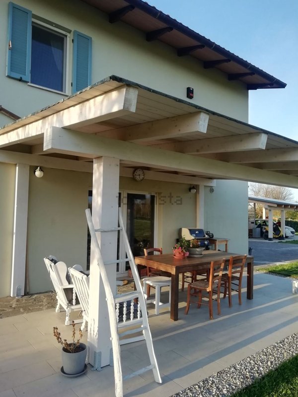casa indipendente in vendita a Castiglione del Lago in zona Panicarola