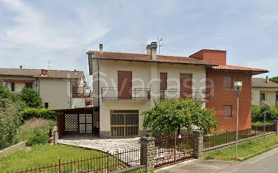 casa indipendente in vendita a Castiglione del Lago