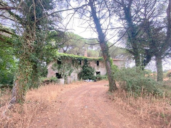 casale in vendita a Castiglione del Lago