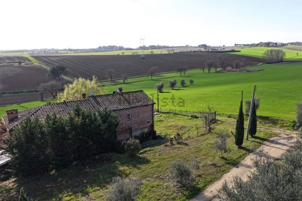 casa indipendente in vendita a Castiglione del Lago