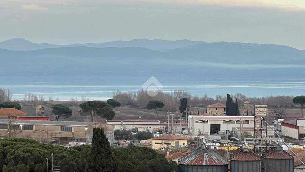 casa indipendente in vendita a Castiglione del Lago