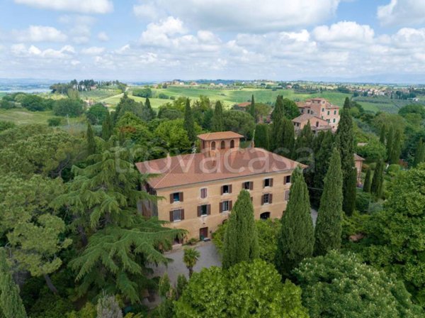 casa indipendente in vendita a Castiglione del Lago in zona Villastrada