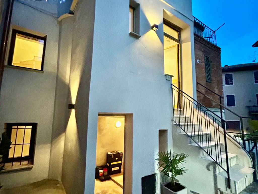 casa indipendente in vendita a Castiglione del Lago