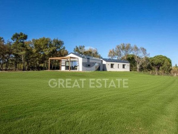 casa indipendente in vendita a Castiglione del Lago