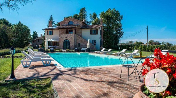 villa in vendita a Castiglione del Lago