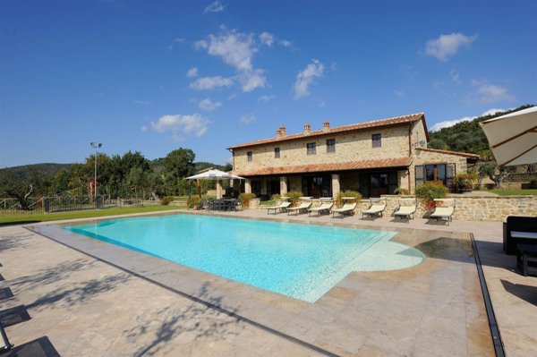 casale in vendita a Castiglione del Lago