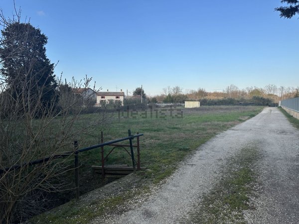 casale in vendita a Castiglione del Lago