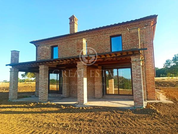 casa indipendente in vendita a Castiglione del Lago
