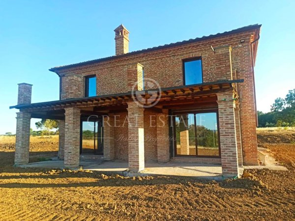 casa indipendente in vendita a Castiglione del Lago