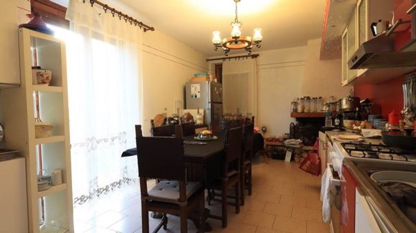 casa indipendente in vendita a Castiglione del Lago