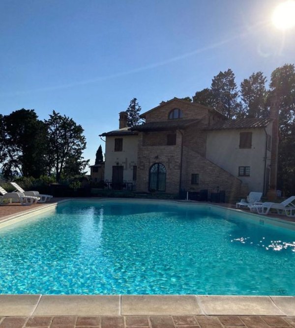 casa indipendente in vendita a Castiglione del Lago