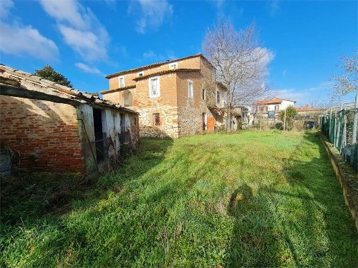 casa indipendente in vendita a Castiglione del Lago in zona Panicarola
