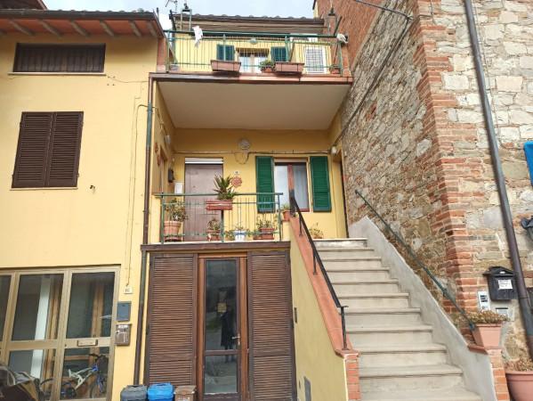 casa indipendente in vendita a Castiglione del Lago in zona Macchie