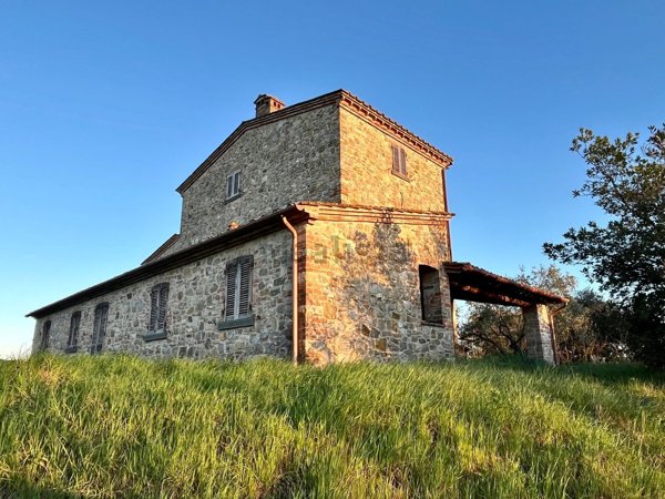 casa indipendente in vendita a Castiglione del Lago