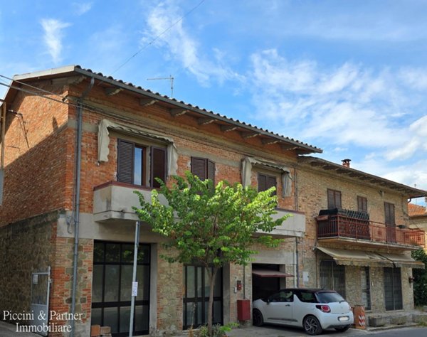 casa indipendente in vendita a Castiglione del Lago in zona Macchie