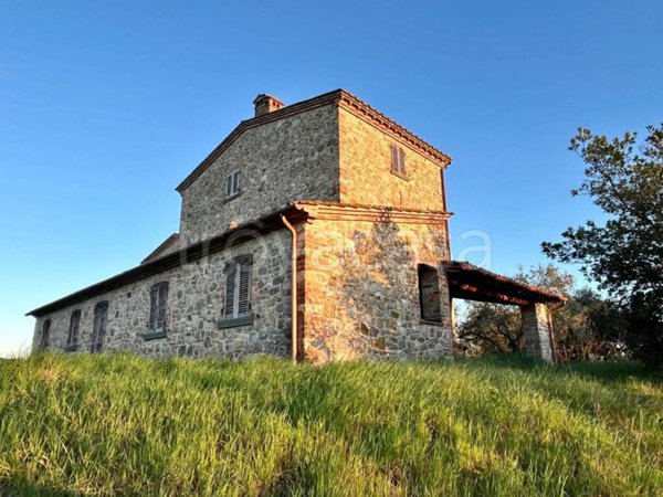 casa indipendente in vendita a Castiglione del Lago