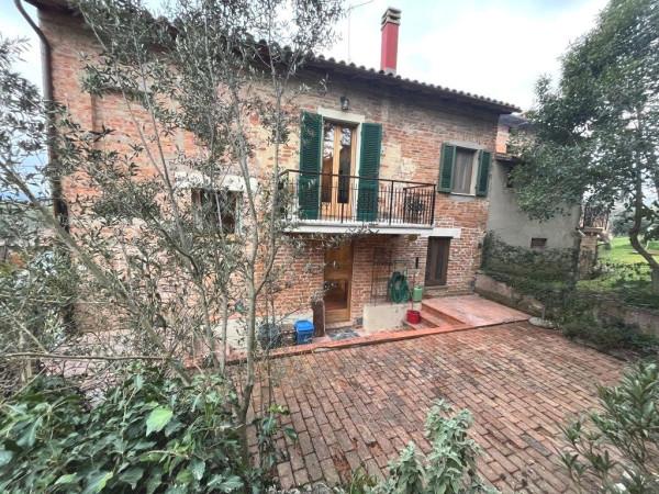 casa indipendente in vendita a Castiglione del Lago