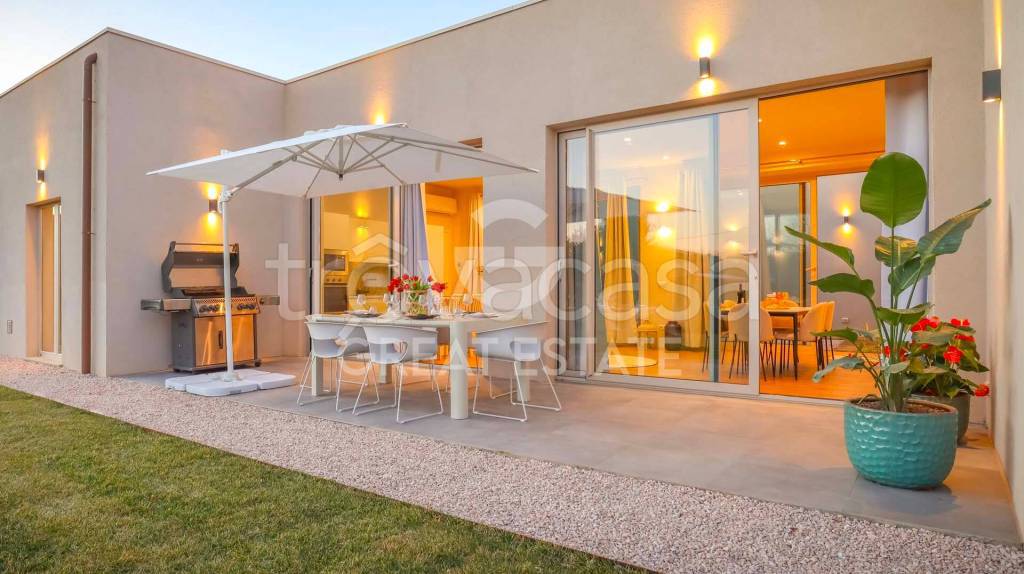 casa indipendente in vendita a Castiglione del Lago