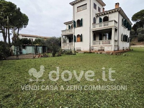 casa indipendente in vendita a Castiglione del Lago