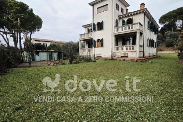casa indipendente in vendita a Castiglione del Lago