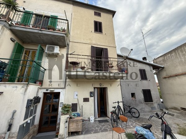 casa semindipendente in vendita a Castiglione del Lago in zona Panicarola