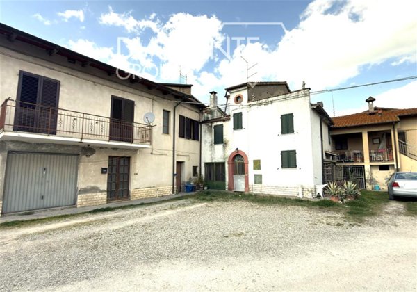 casale in vendita a Castiglione del Lago