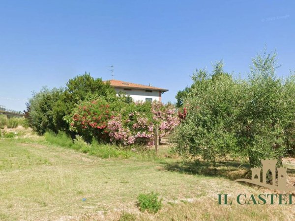 casa indipendente in vendita a Castiglione del Lago