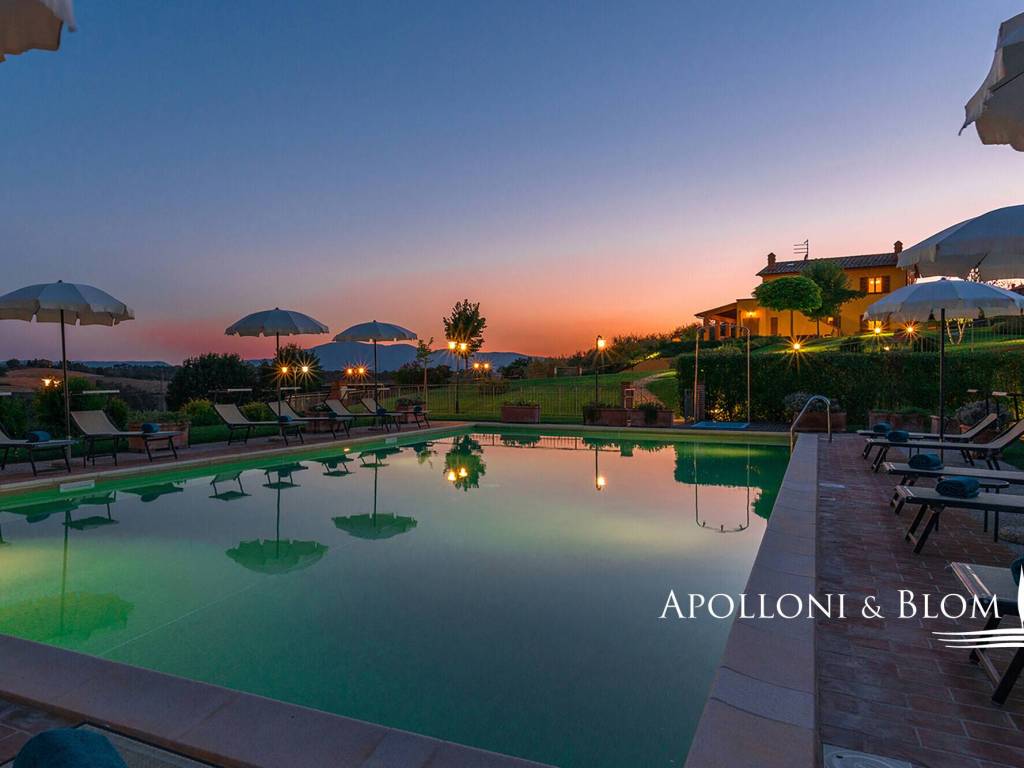 villa in vendita a Castiglione del Lago