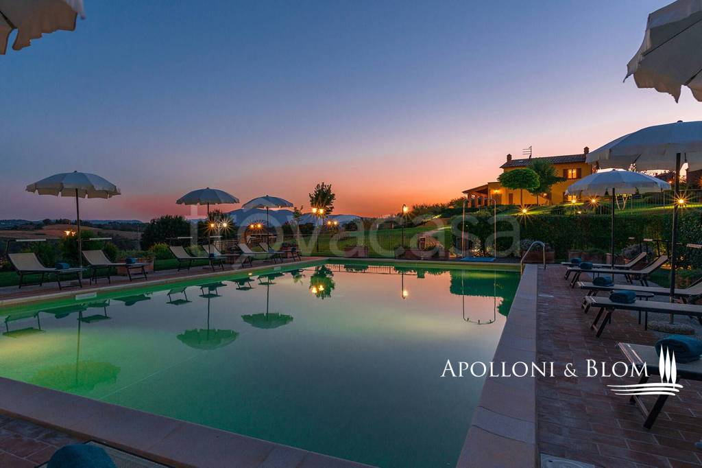 villa in vendita a Castiglione del Lago