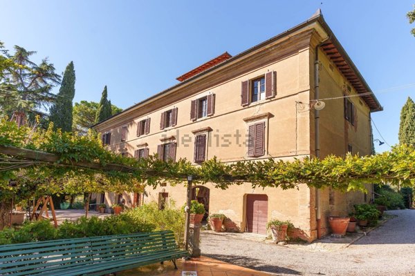 casa indipendente in vendita a Castiglione del Lago