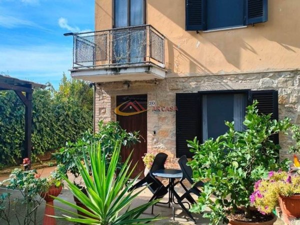 appartamento in vendita a Castiglione del Lago in zona Villastrada