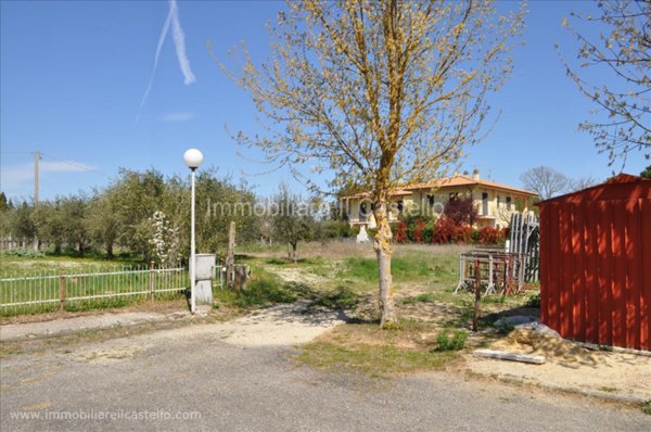 terreno edificabile in vendita a Castiglione del Lago