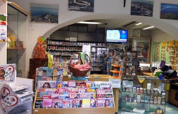 negozio in vendita a Castiglione del Lago