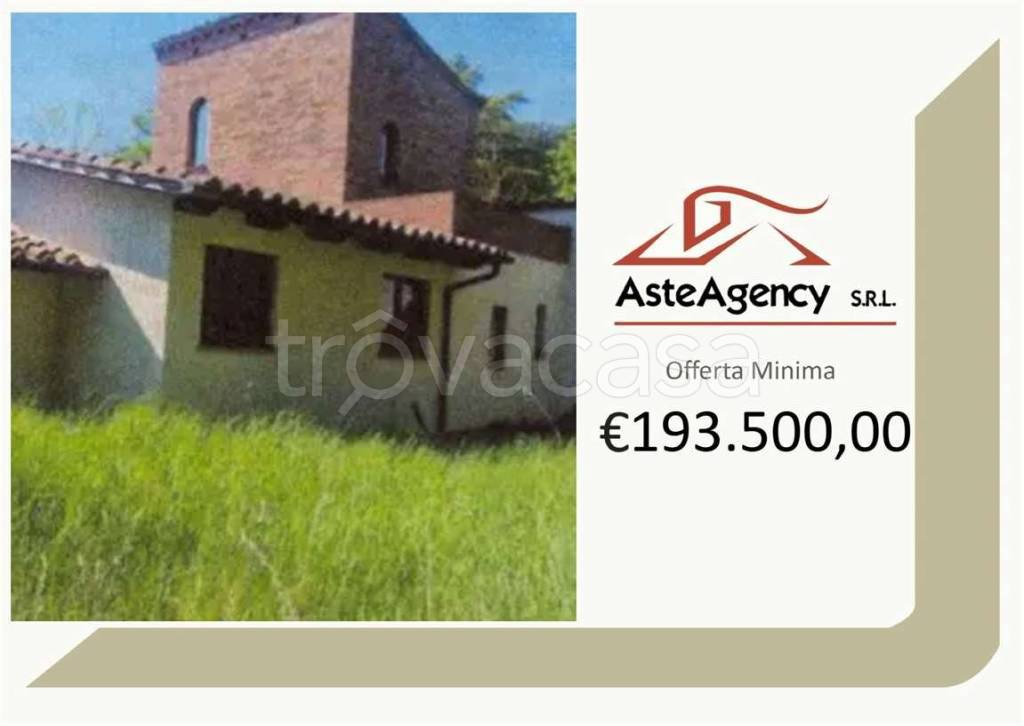 casa indipendente in vendita a Castiglione del Lago