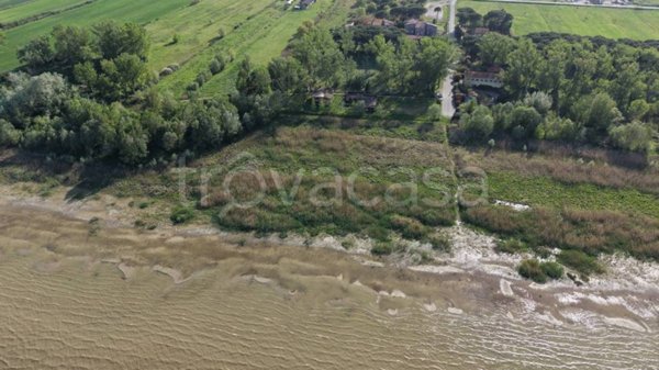 casa indipendente in vendita a Castiglione del Lago